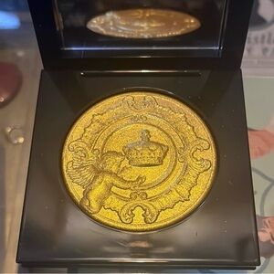 Pat McGrath Bridgerton Gold Highlighter Compact- NWOB